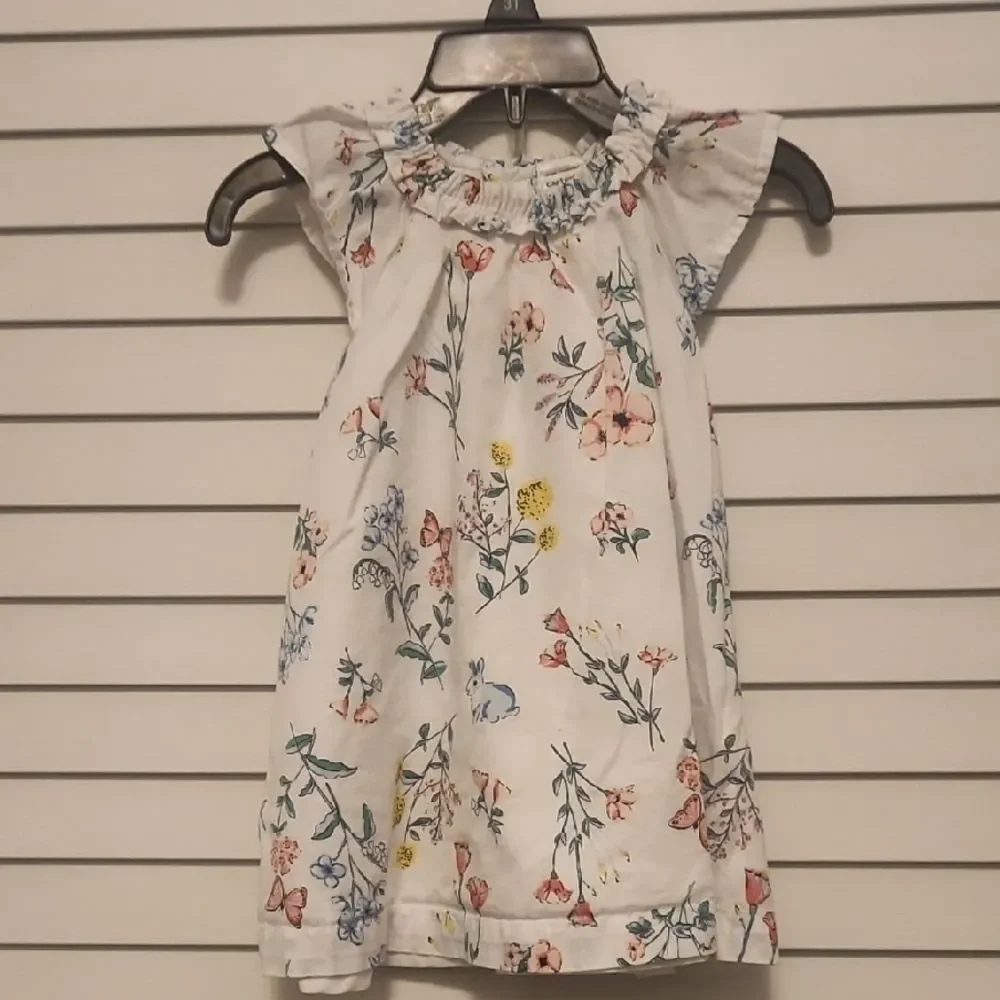 (3 ITEMS FOR $25)Carter's White Floral Dress Size 12 Months
